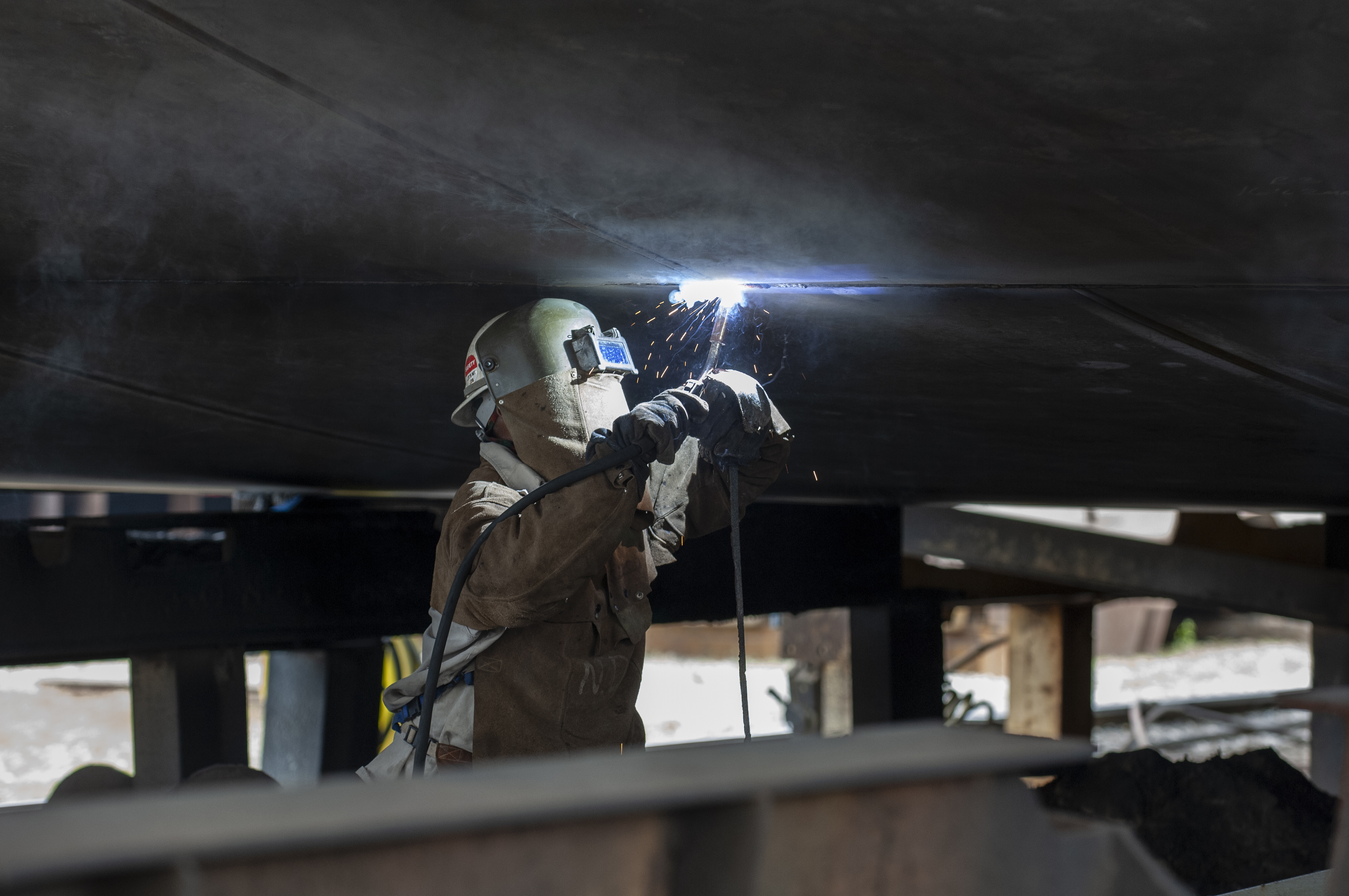 Welding seams